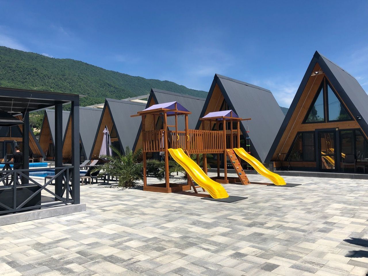 LetoHouse, Новый Афон