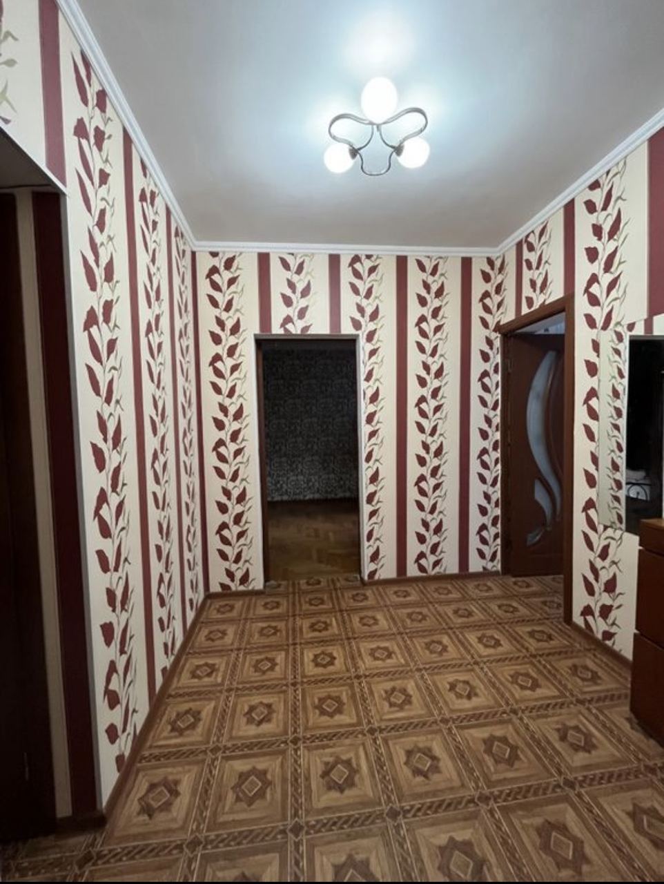Квартира в центре, Пицунда