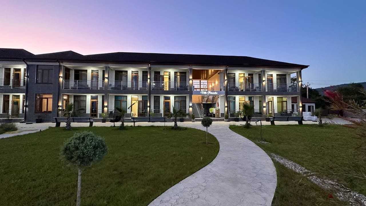 Villa Primorskoe в Гудаута, Абхазия – Аренда жилья с видом на море