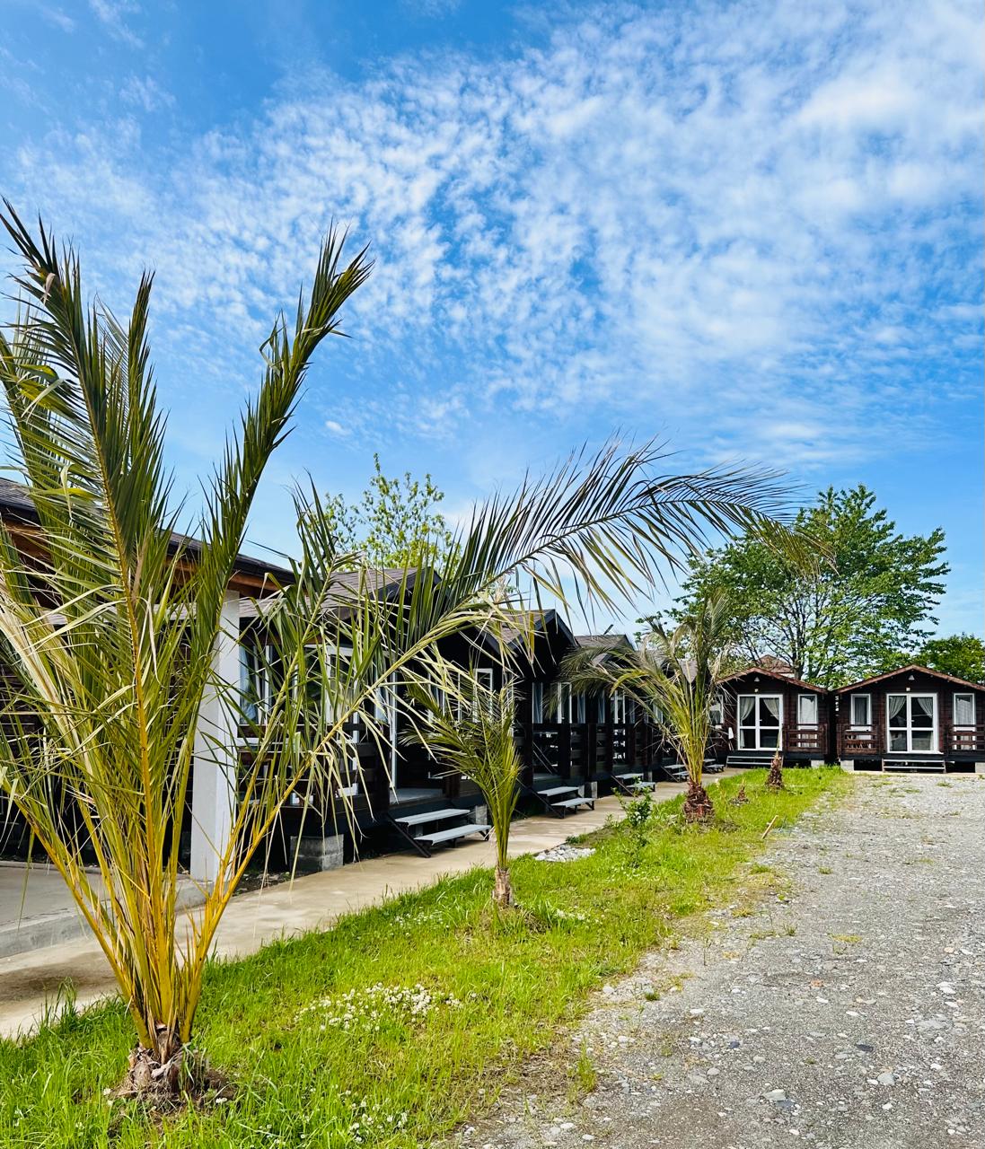 Коттеджи Aqua Resort в Сухум, Абхазия – Аренда жилья с видом на море