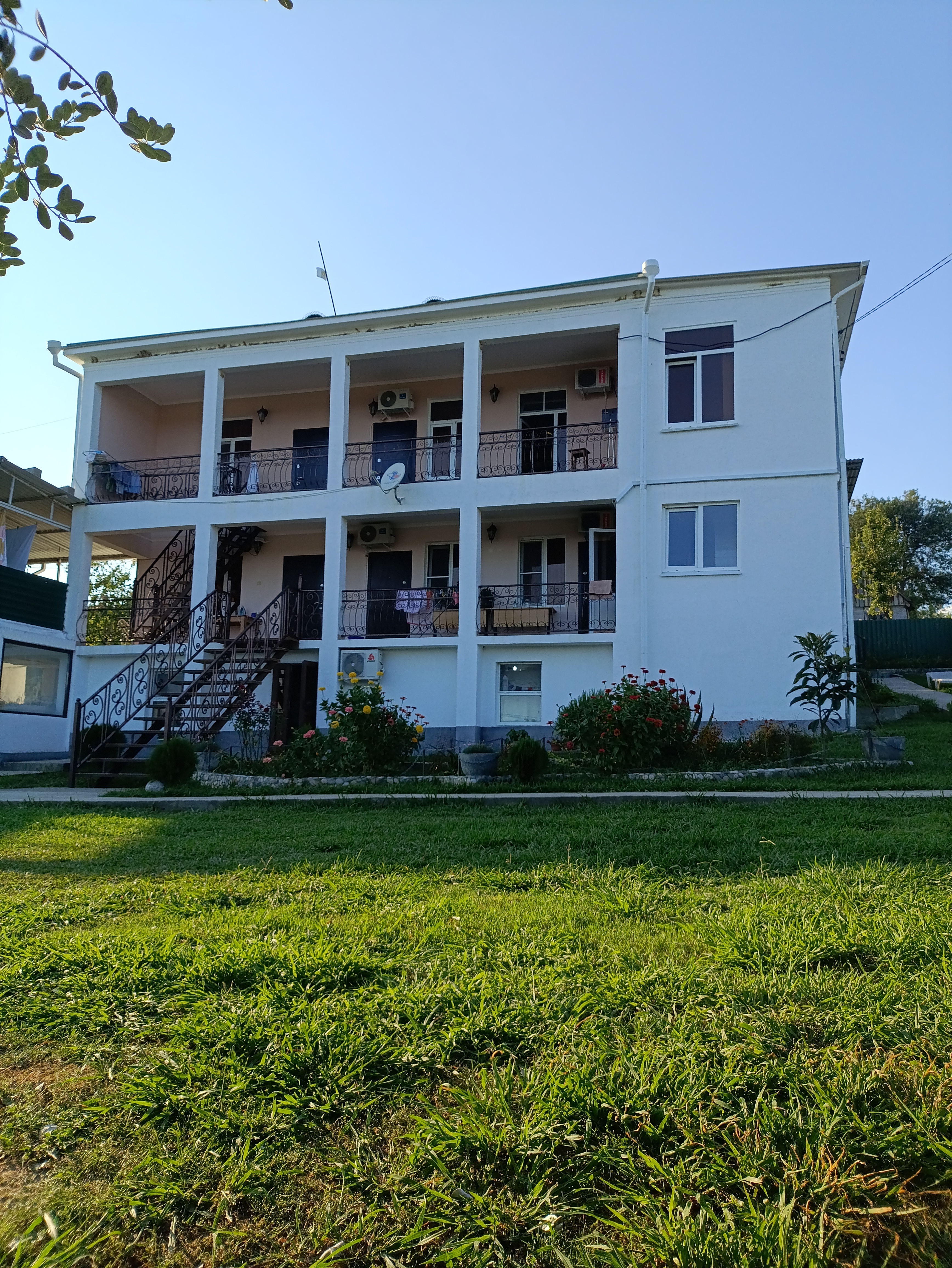 У Анжелы в Приморский (Гудаута), Абхазия – Аренда жилья с видом на море