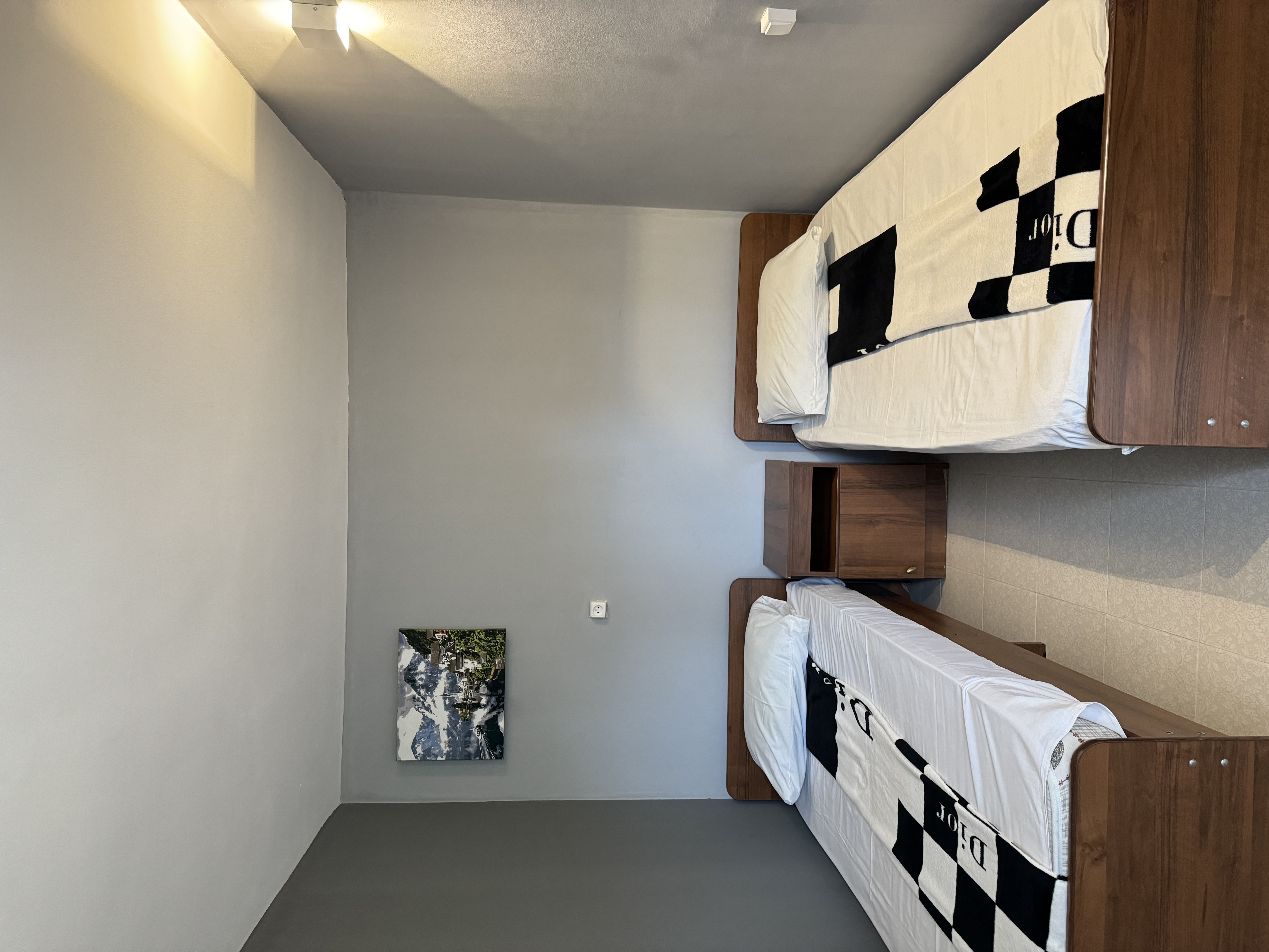 standard - Photo 2