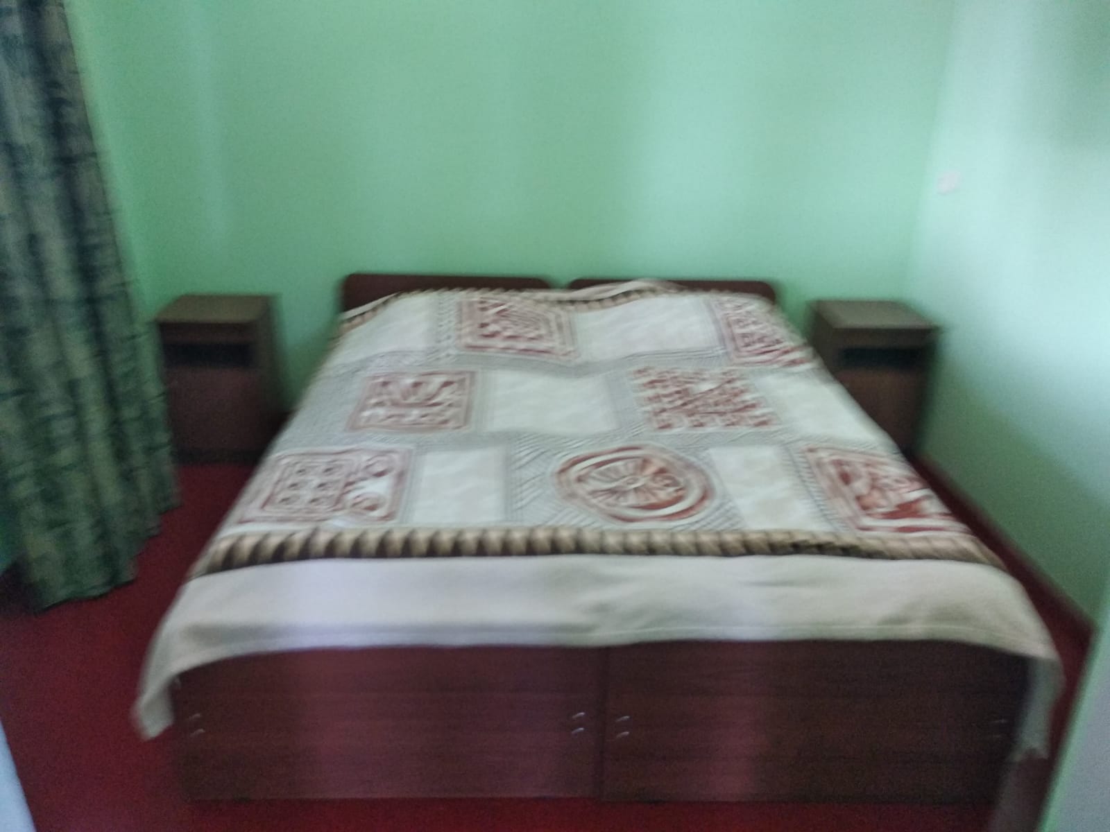 standard - Photo 1